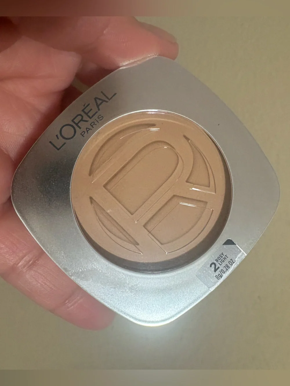 -L'ORÉAL HYALURON TINTED BALM FOUNDATION Color 2 Rosy Light Brand New.